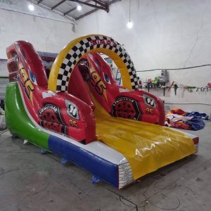 سرسره بادی مک‌کوئین شادلین - ارتفاع ۲.۸ متر