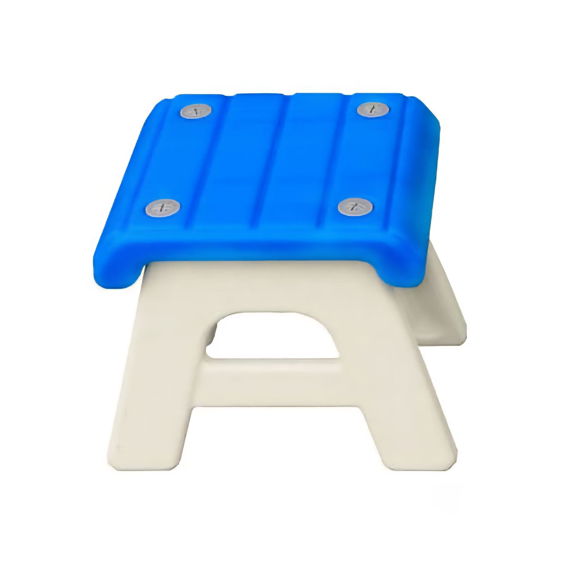 چهارپایه کودک در مهدکودک - شادلین