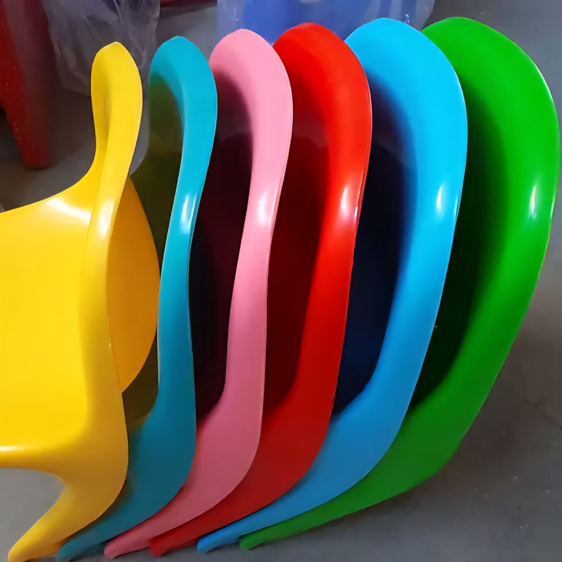 صندلی رامو برای کودکان - پشتی بلند و نشیمنگاه پهن