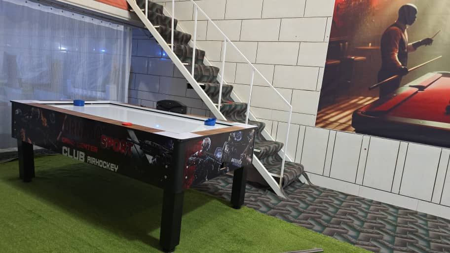 راکت اسپانیایی میز ایرهاکی - طراحی محافظ دار