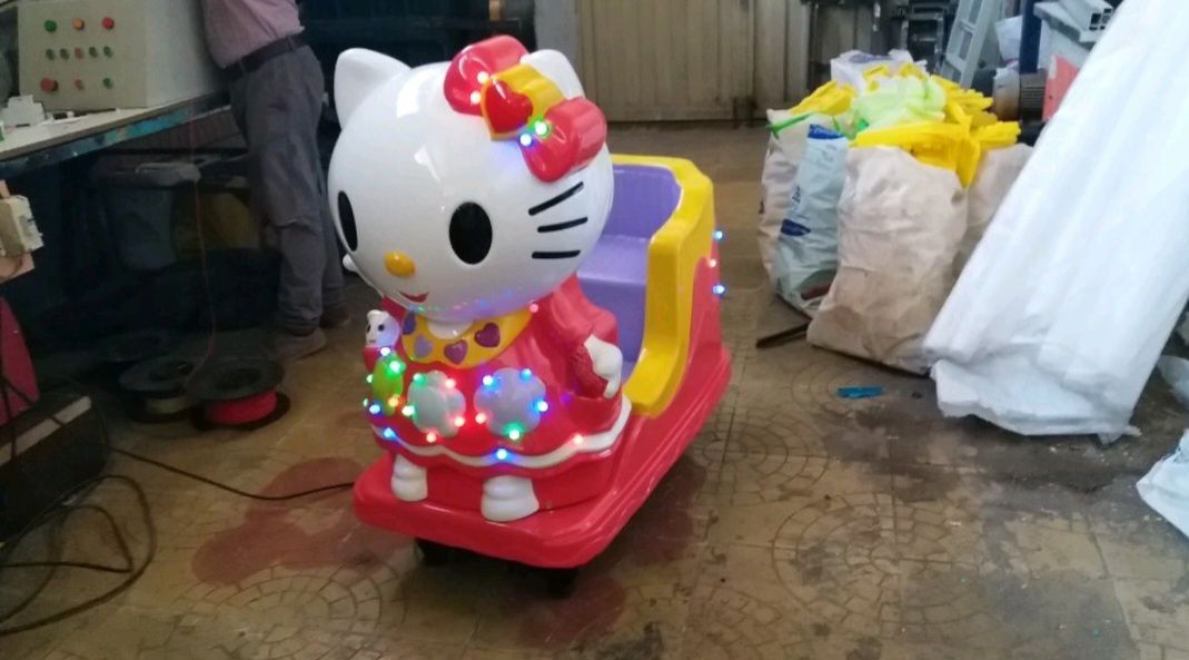 تکان دهنده کیتی شادلین - صورتی