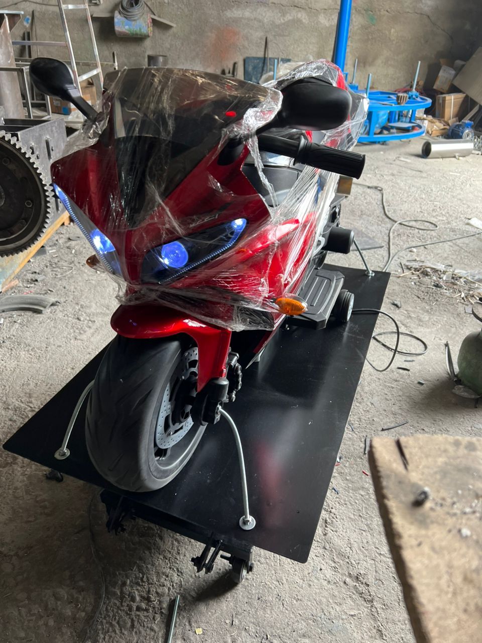 تکان دهنده موتور در شهربازی - محصول شادلین