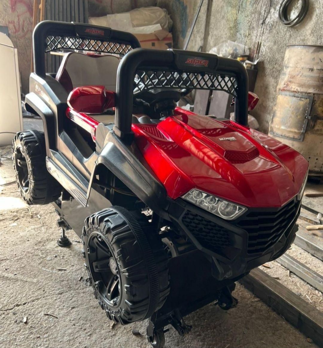 تکان دهنده ماشین آفرود - طراحی realistic و با جزئیات