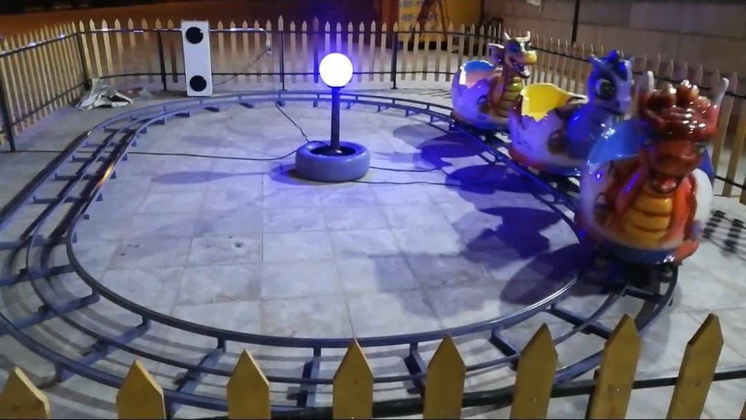 قطار اژدها 4 نفره شادلین - طراحی فانتزی