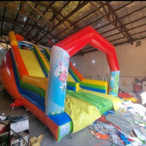 سرسره بادی طرح D شادلین - ارتفاع ۱۰ متر