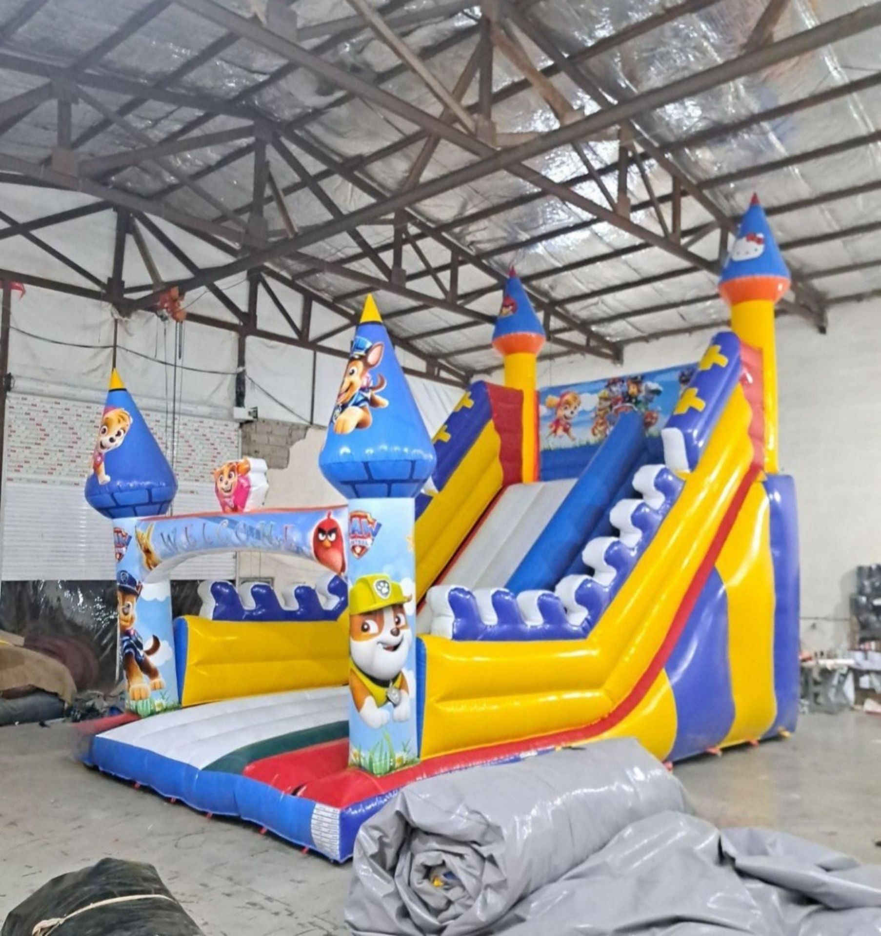 سرسره بادی سگ نگهبان شادلین