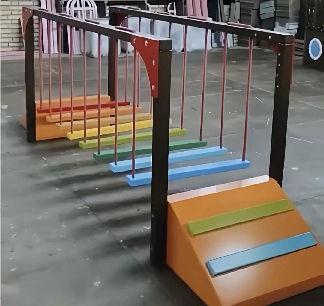 تجهیزات خانه بازی پل معلق چوبی