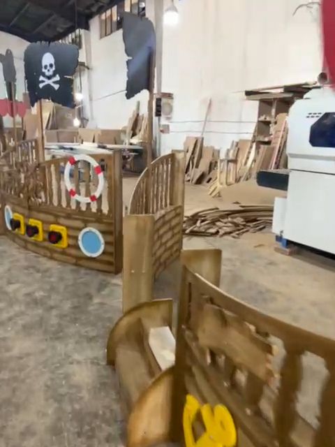 شن بازی ایمن با طراحی کشتی ماجراجویانه برای kids