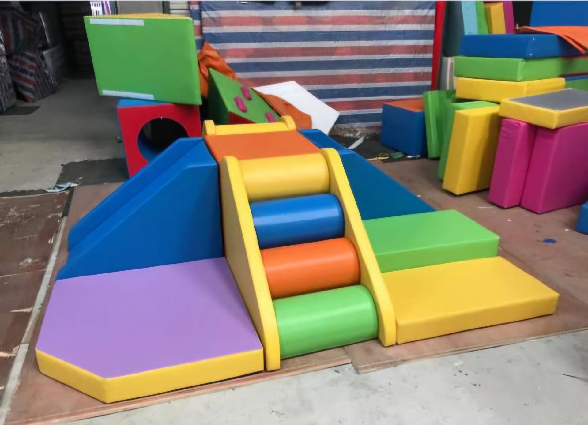 مجموعه کامل بازی فومی برای خانه کودک