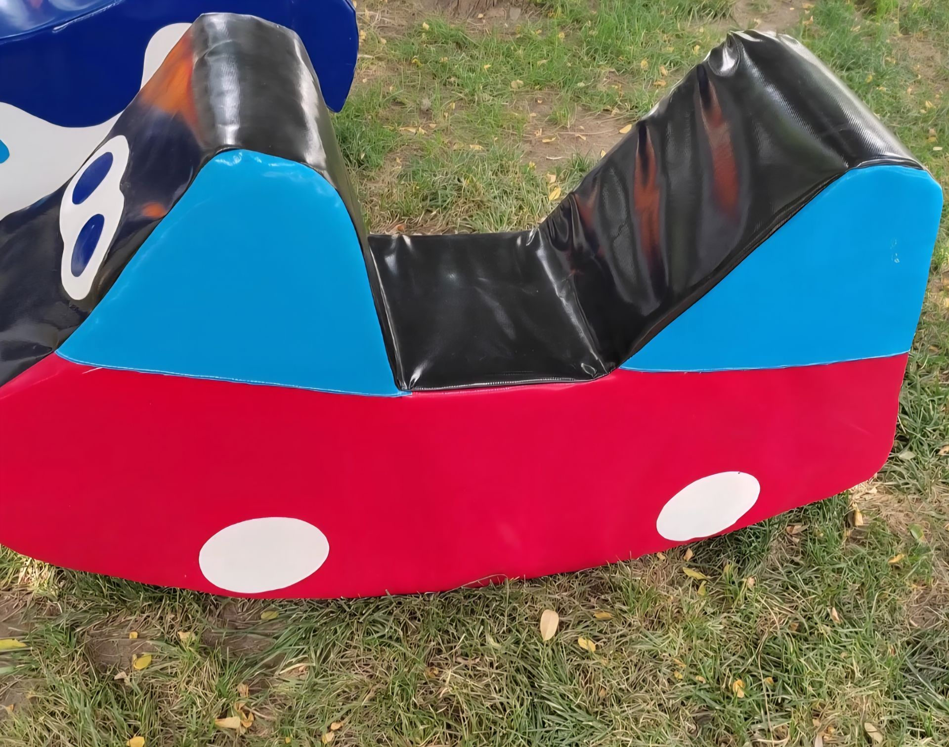 وسیله بازی تعادلی فومی با رویه چرم ضد حساسیت