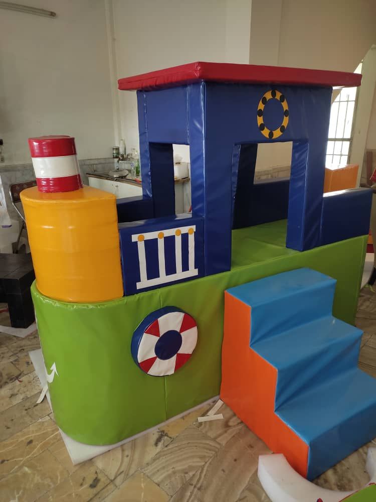 سازه فومی مدل کشتی شادلین - رنگ پاستیلی