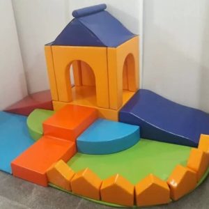 سازه فومی مدل قصر شادی شادلین - طراحی فانتزی