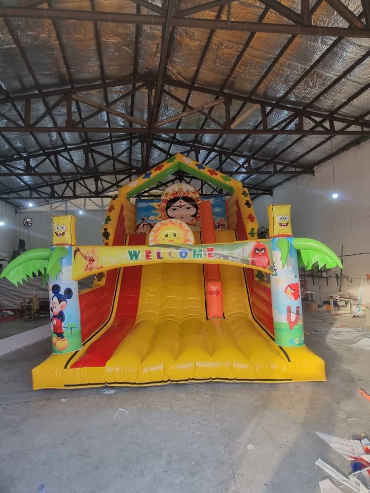 سرسره بادی خورشید - ارتفاع ۱۰ متر