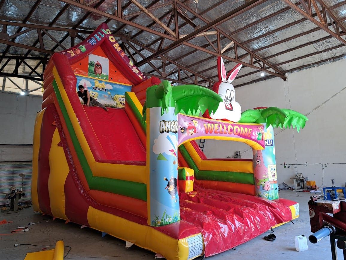 وسیله بازی طرح نخل ارتفاع ۸ متر