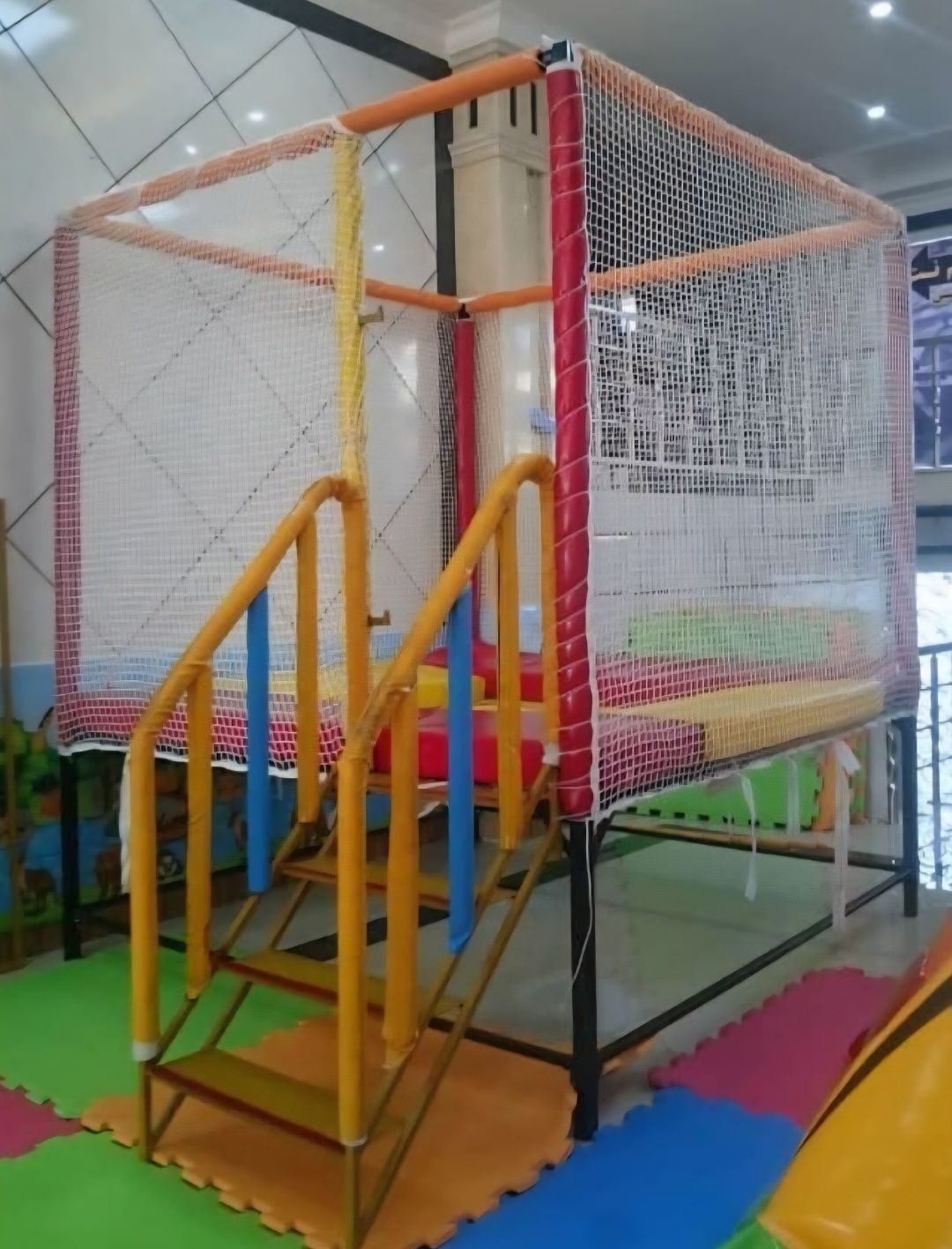 ترامپولین یک تخته صنعتی شادلین - ابعاد 4×2.5 متر