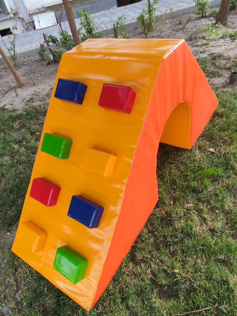 سازه فومی صخره نوردی دوطرفه برای مهدکودک